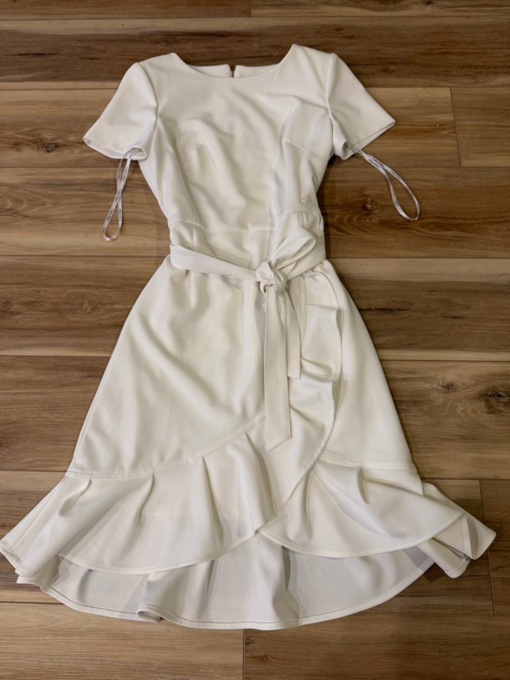 Calvin Klein white Short-Sleeve Tie-Waist Ruffle Mini Dress - Picture 2 of 7